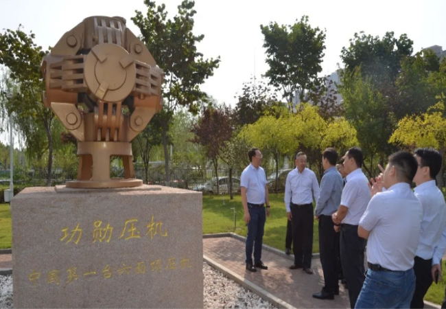 國機集團黨委副書記、總經(jīng)理吳永杰調(diào)研軸研科技